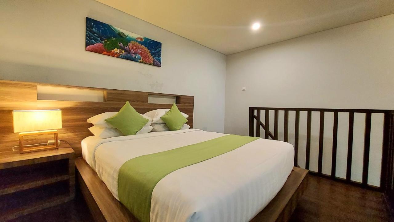 The New Moon Seminyak Hotel Exterior photo